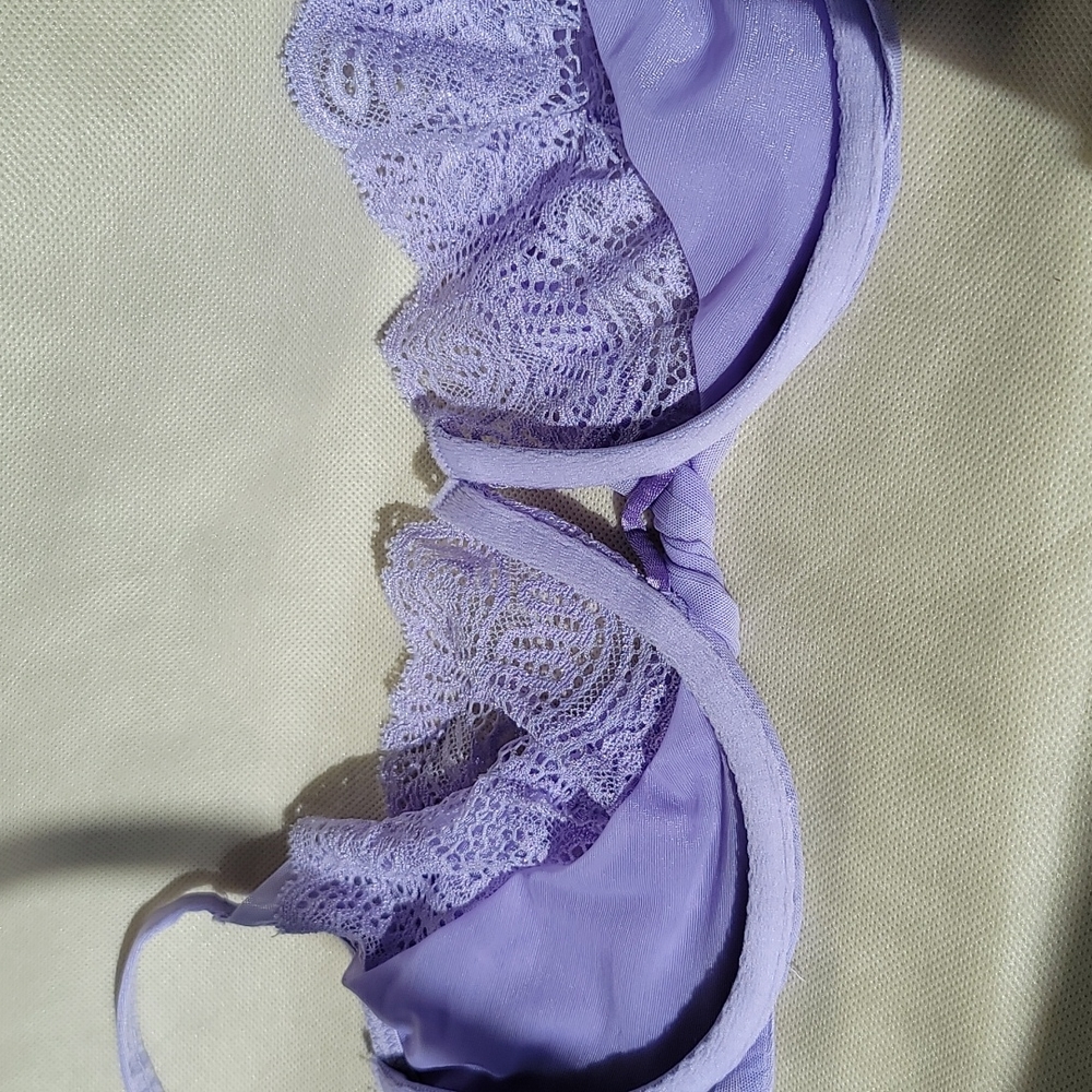 NEW VS LILAC LACY SHEER BRA  36C - Picture 3 of 7